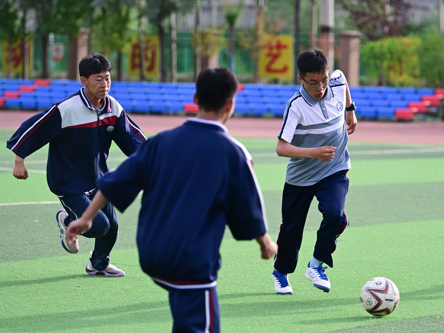 ​为基层减负赋能 促干部实干担当——2024年以习近平同志为核心的党中央整治形式主义为基层减负综述  第4张