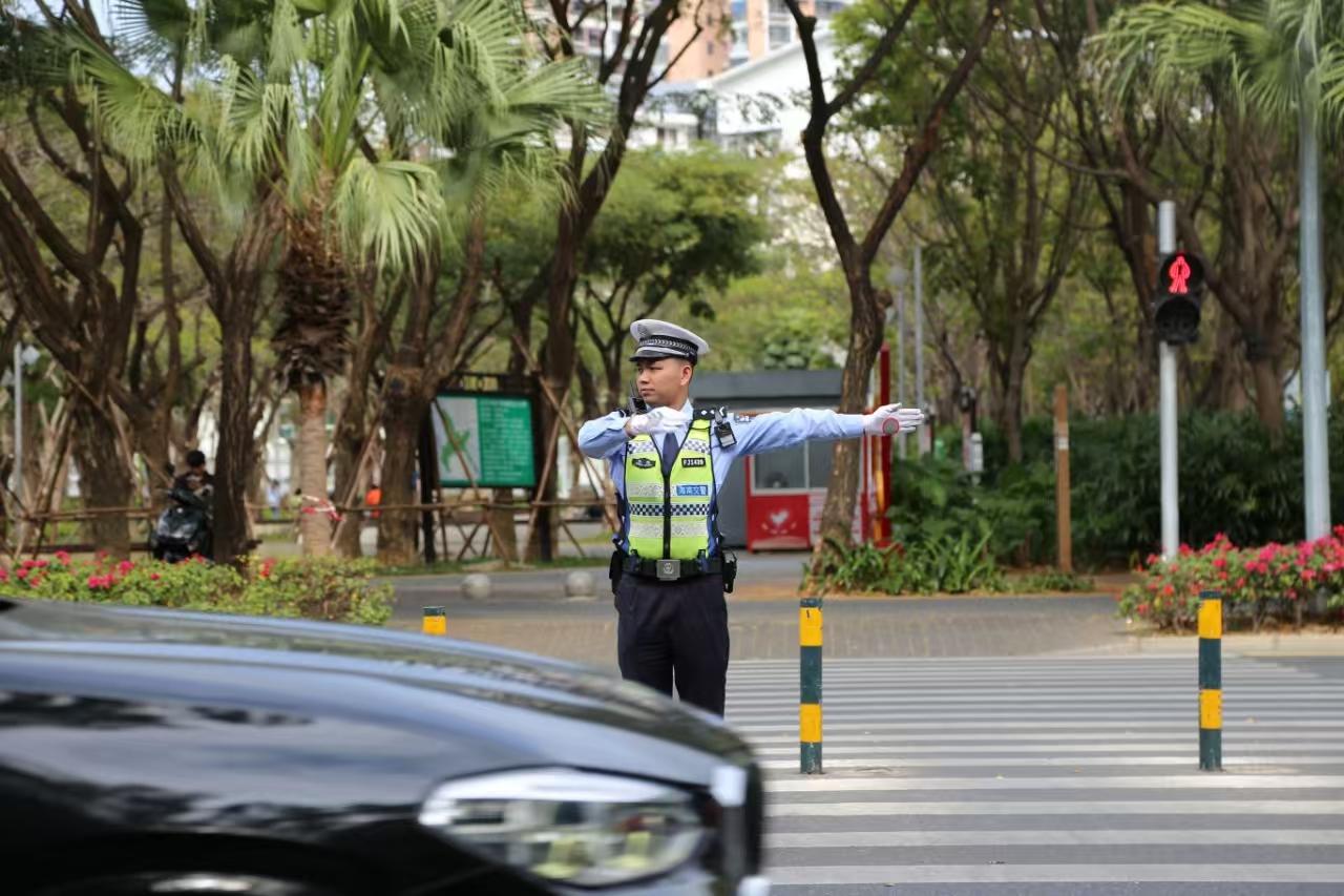 道路交通死亡事故起数和死亡人数“双降” 春节假期海南省道路交通安全畅通