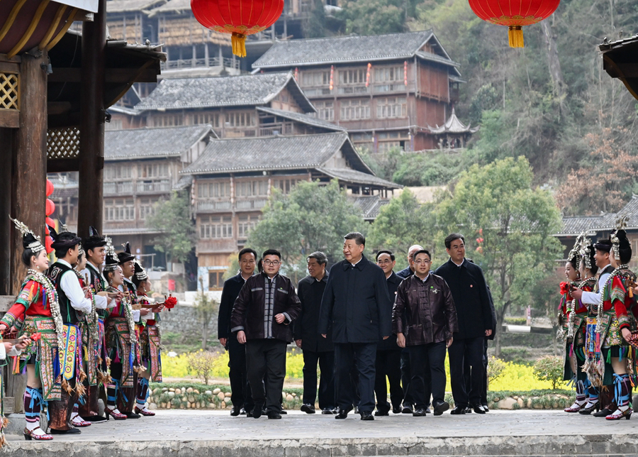 ​习近平在贵州考察